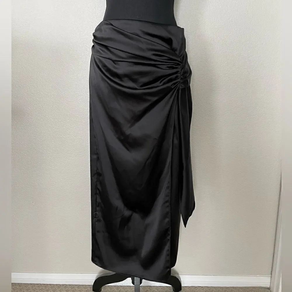 NWT Zara Satin Effect Midi Skirt
